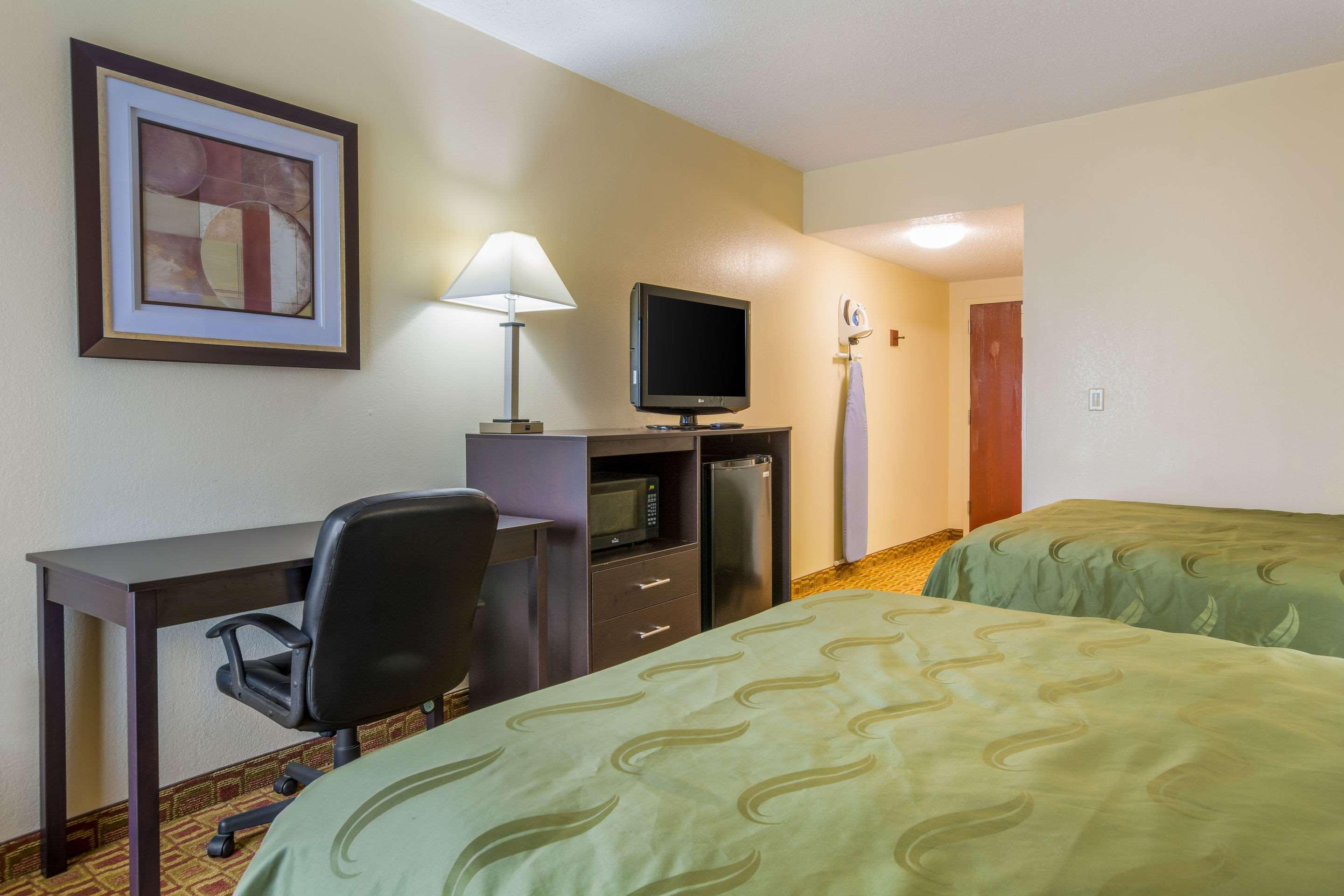 Quality Inn & Suites Sellersburg Zewnętrze zdjęcie