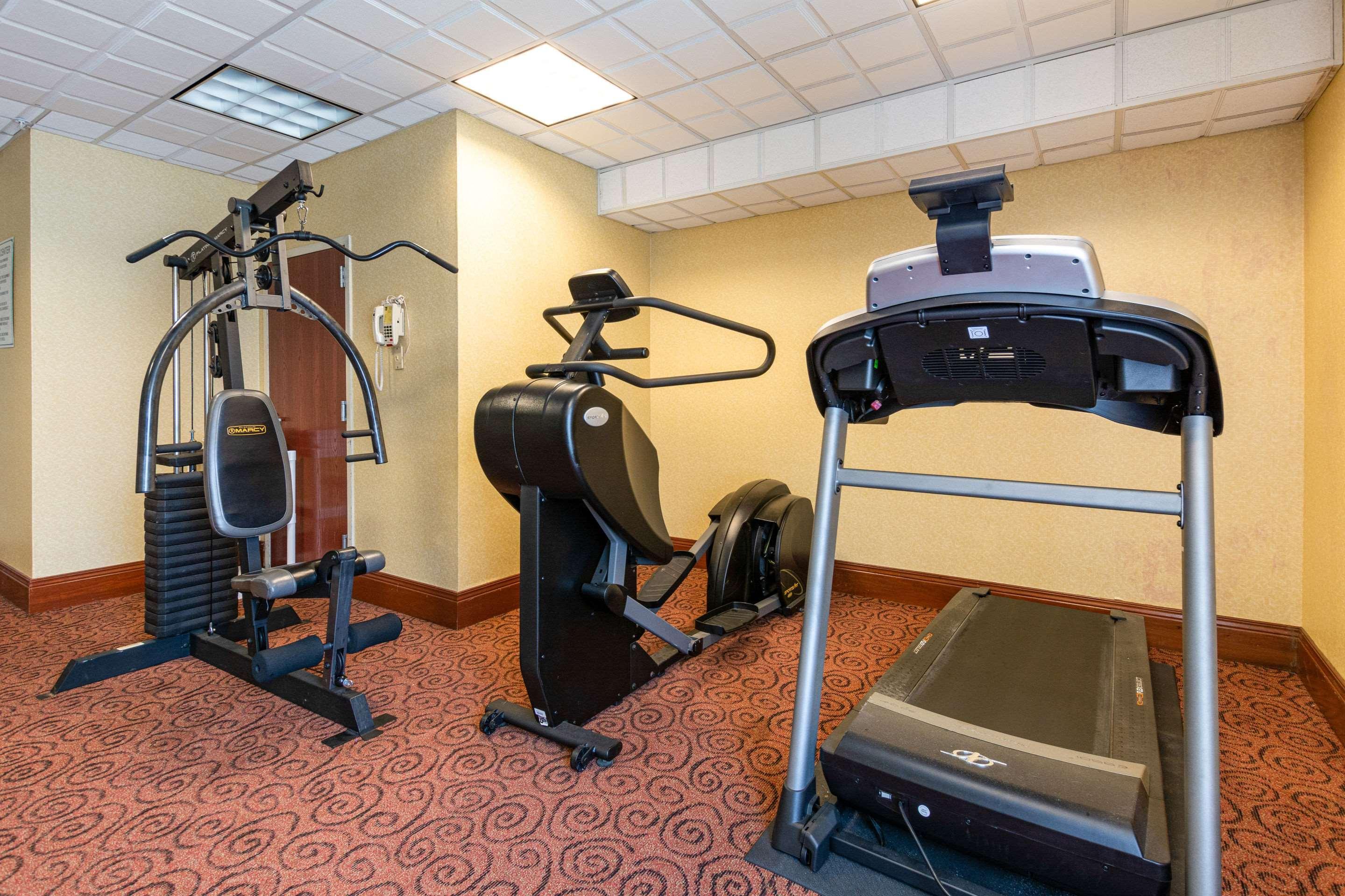 Quality Inn & Suites Sellersburg Zewnętrze zdjęcie