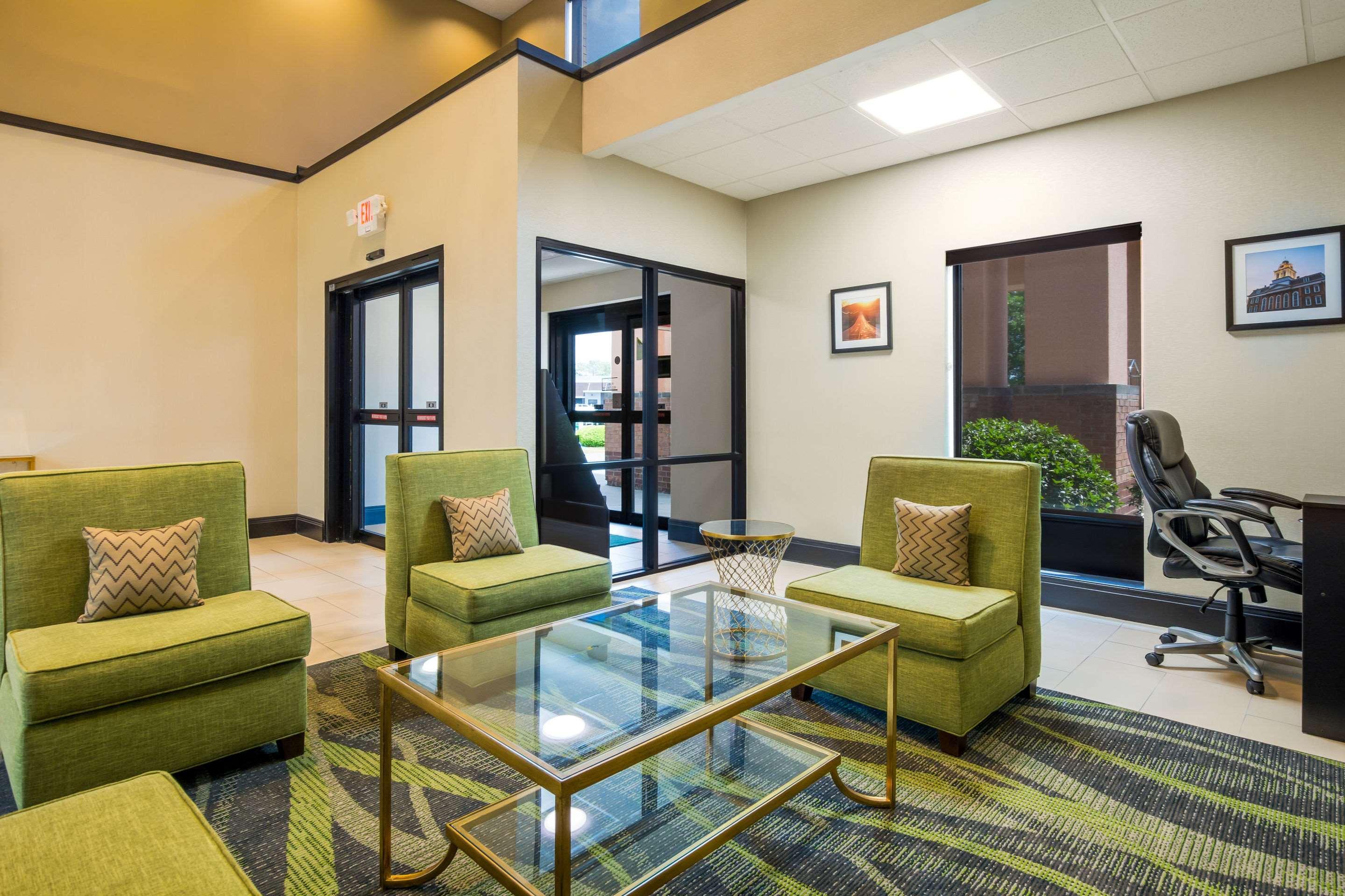 Quality Inn & Suites Sellersburg Zewnętrze zdjęcie