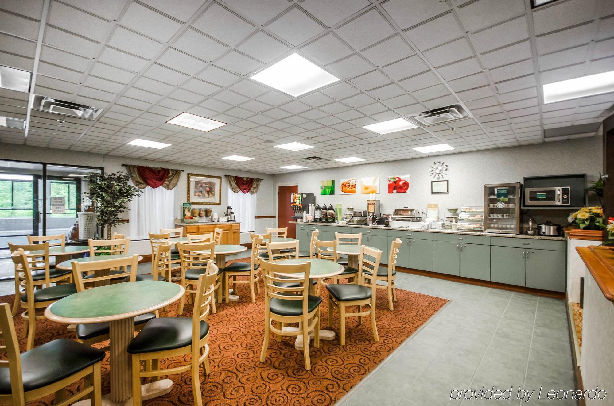 Quality Inn & Suites Sellersburg Zewnętrze zdjęcie