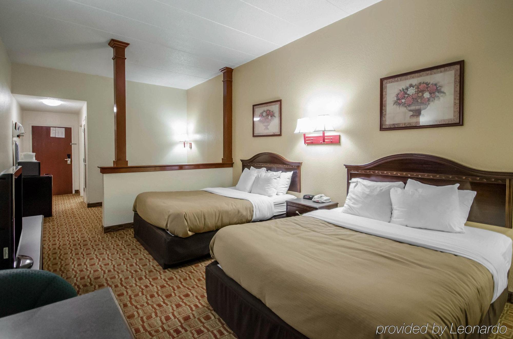 Quality Inn & Suites Sellersburg Zewnętrze zdjęcie
